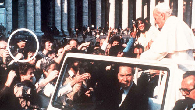 Nie KGB, a sowiecki wywiad wojskowy GRU! To oni stali za zamachem  na Jana Pawła II